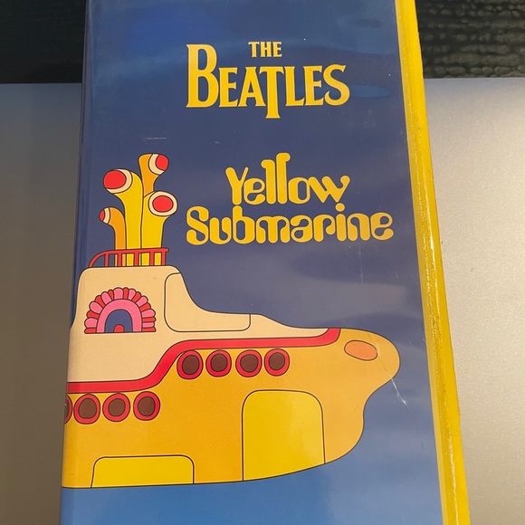 Yellow Submarine VHS - Picture 1 of 3
